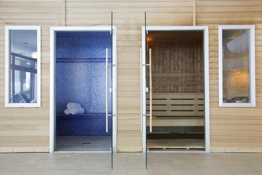 Le Palace De Menthon Екстер'єр фото Saunas at the Hotel Tammer, Tampere, Finland