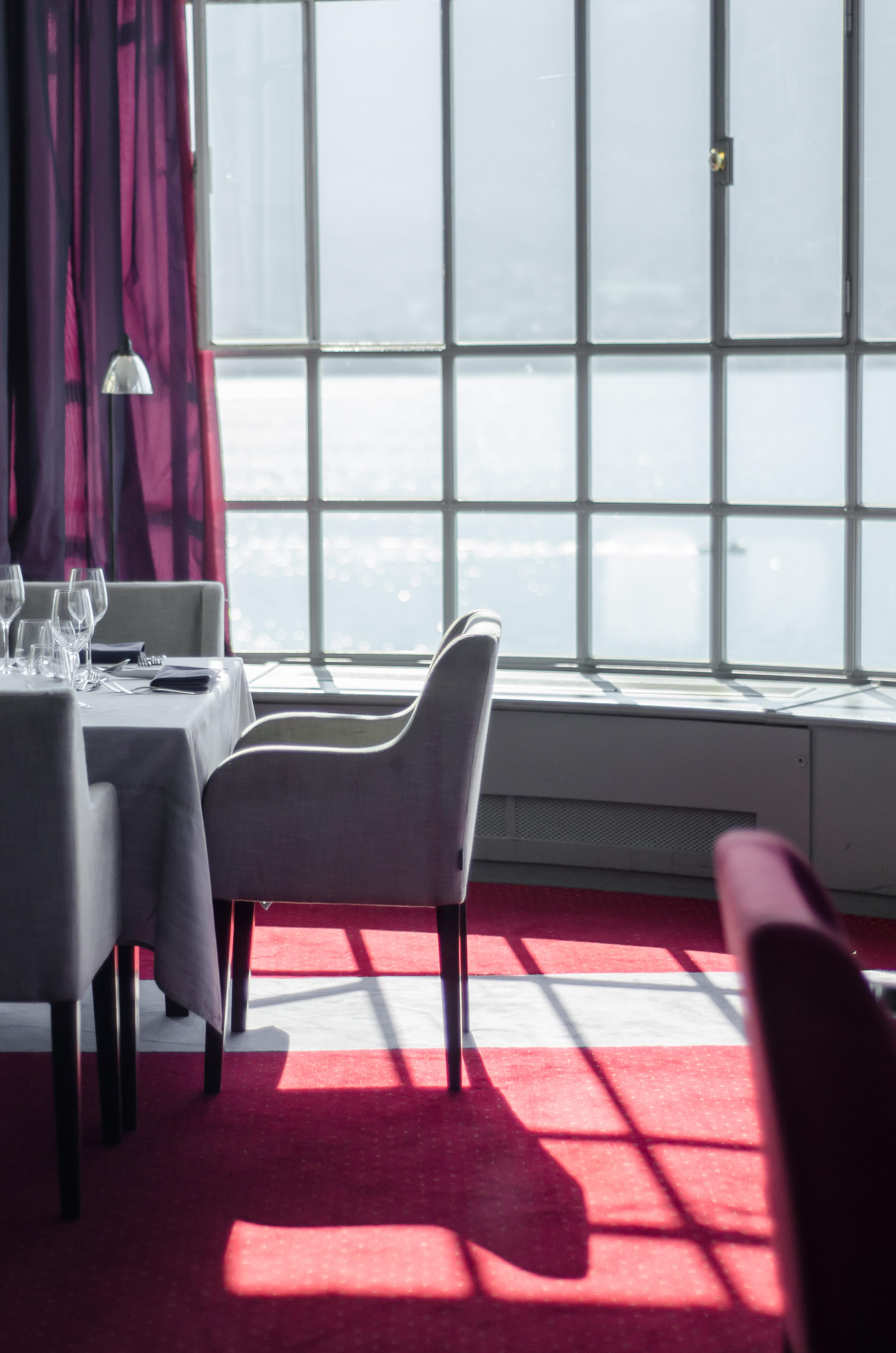 Le Palace De Menthon Екстер'єр фото Restaurant