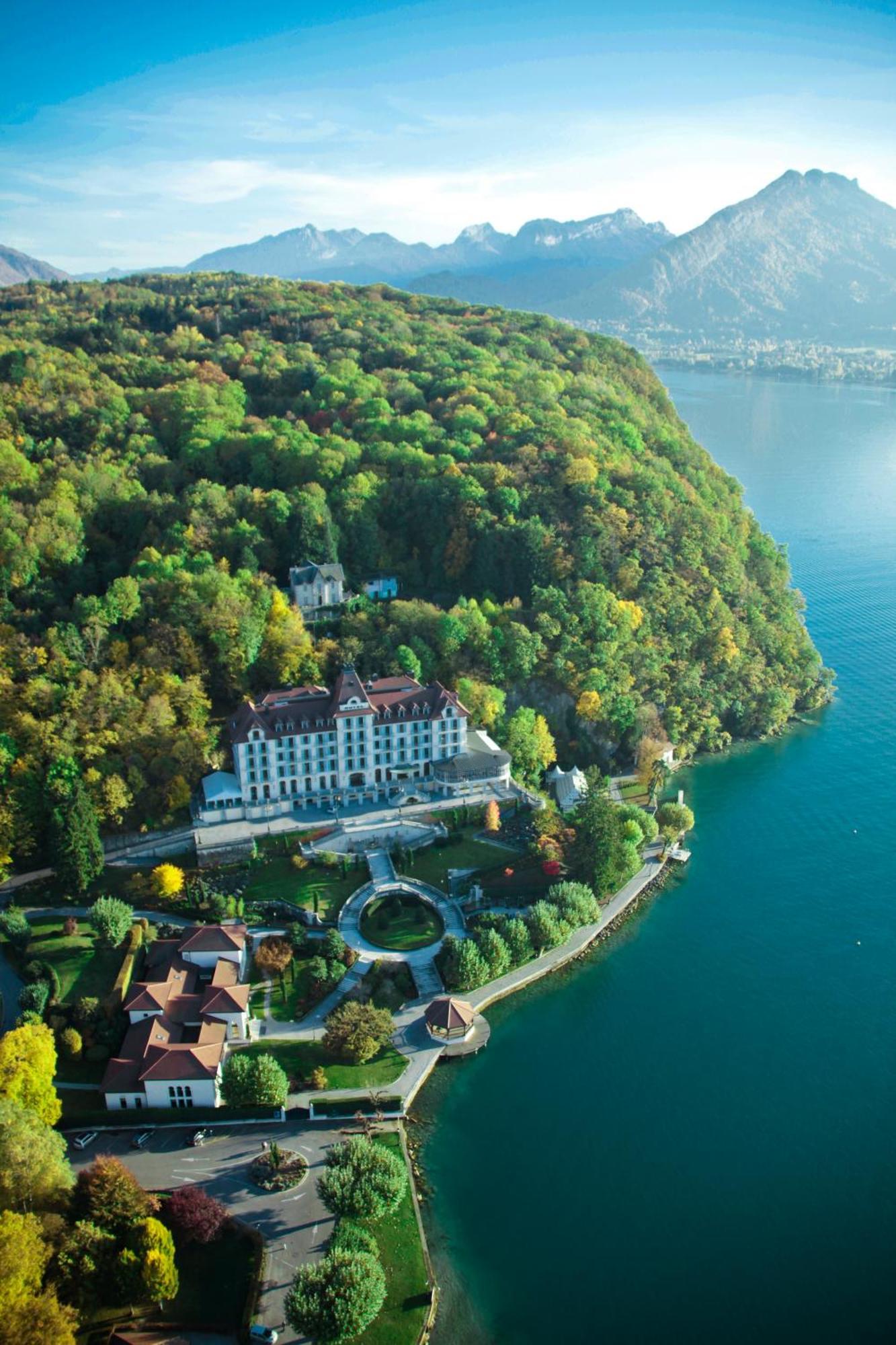 Le Palace De Menthon Екстер'єр фото Aerial view