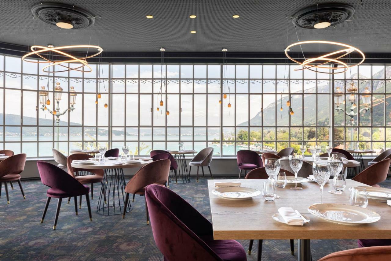 Le Palace De Menthon Екстер'єр фото Restaurant